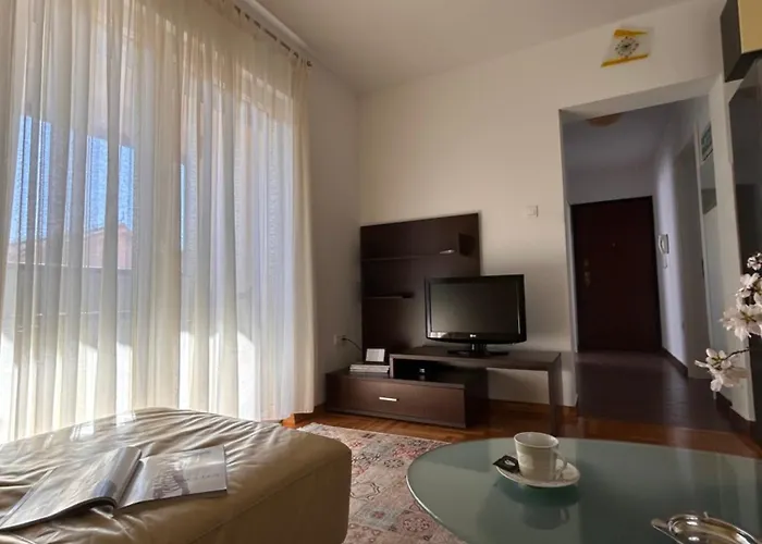 Agata Apartament *